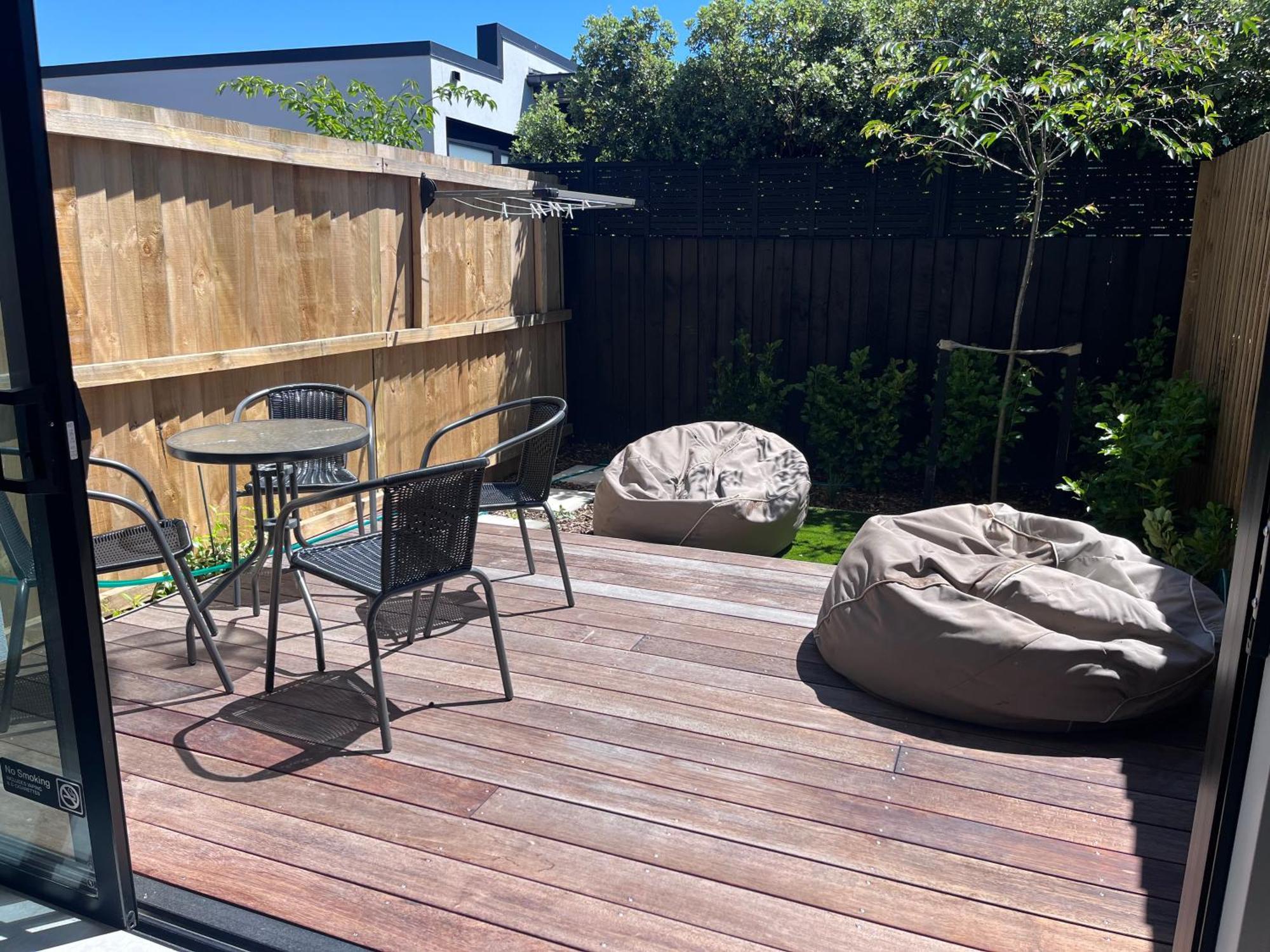Urban Locale Apartment Christchurch Bagian luar foto